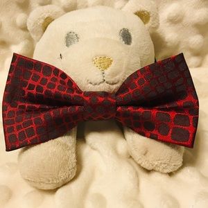 5/$20 Baby bow tie red and black Geo